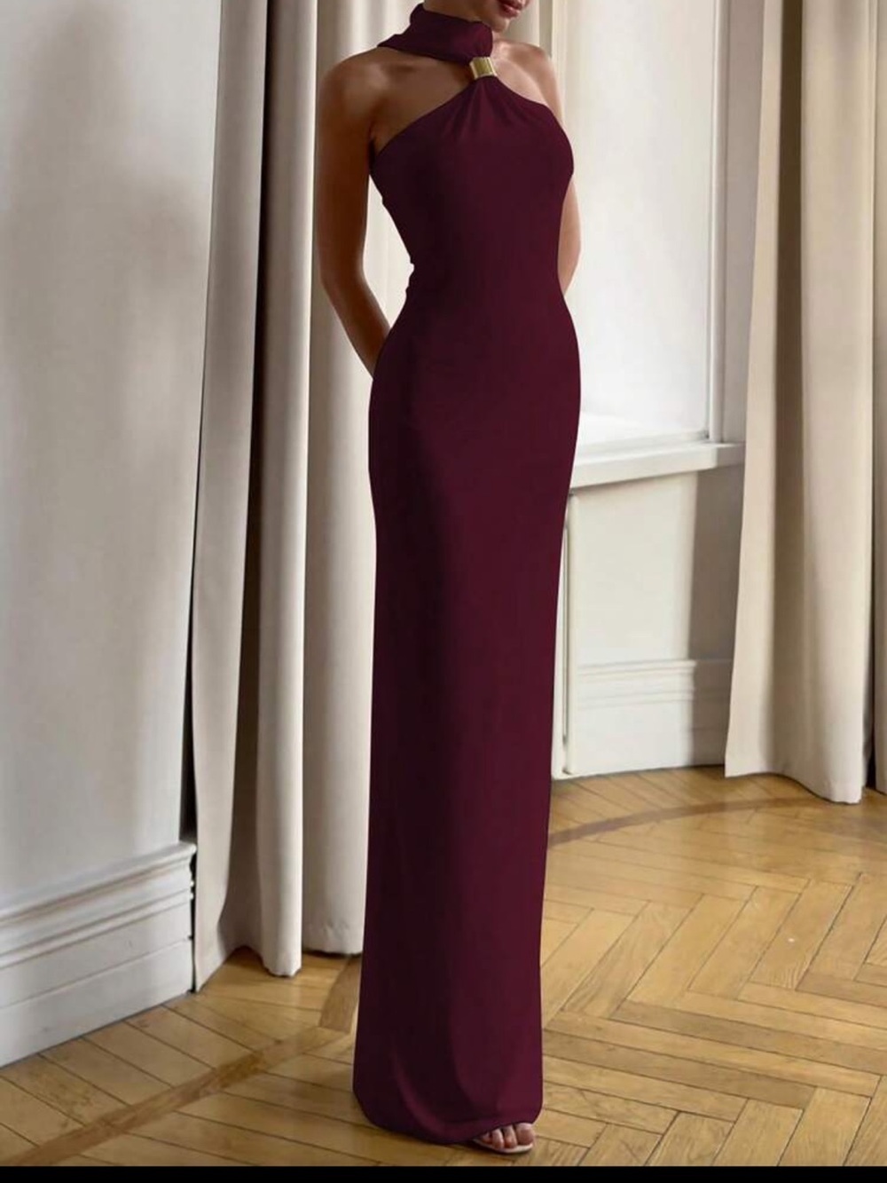 Burgundy high neck dress - Picture 3 of 3